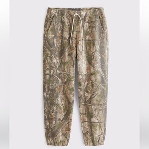 Abercrombie & Fitch light Camouflage essential cinched sweatpants - size large